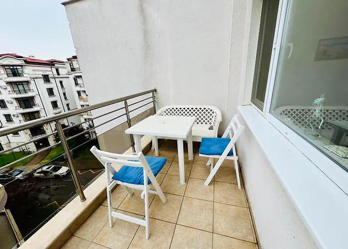 Tuthon * Πομόριε